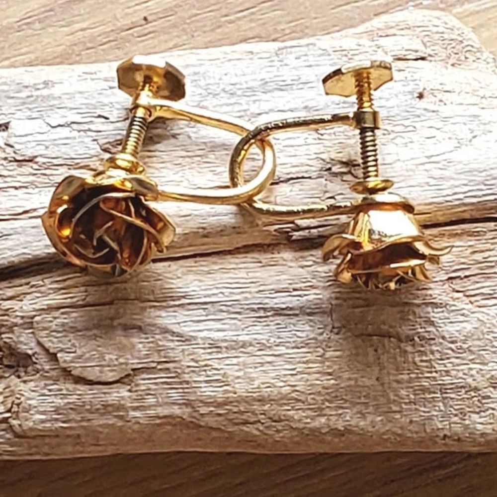 Bond Boyd Vintage Gold Filled Rose Screw Back Earrings